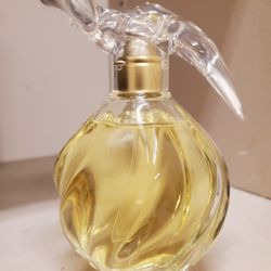 Nina RICCI perfume