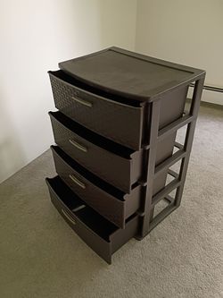 4-drawer plastic storage