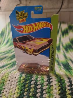 Hotwheels Car Chevy 65 impala thunt