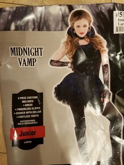 Midnight vampire costume jr. Large