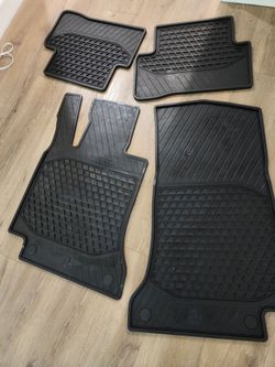 Mercedes-Benz C300 floor mats