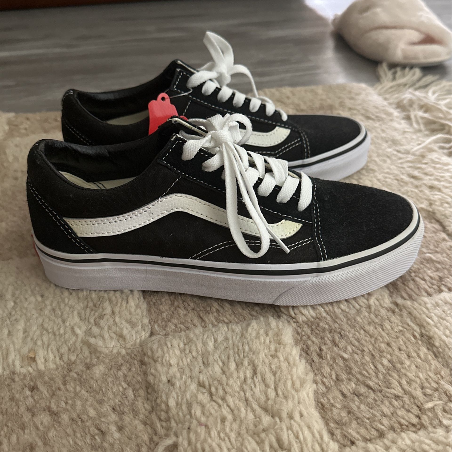 Vans never used “old skool shoe” Women's 7/mens