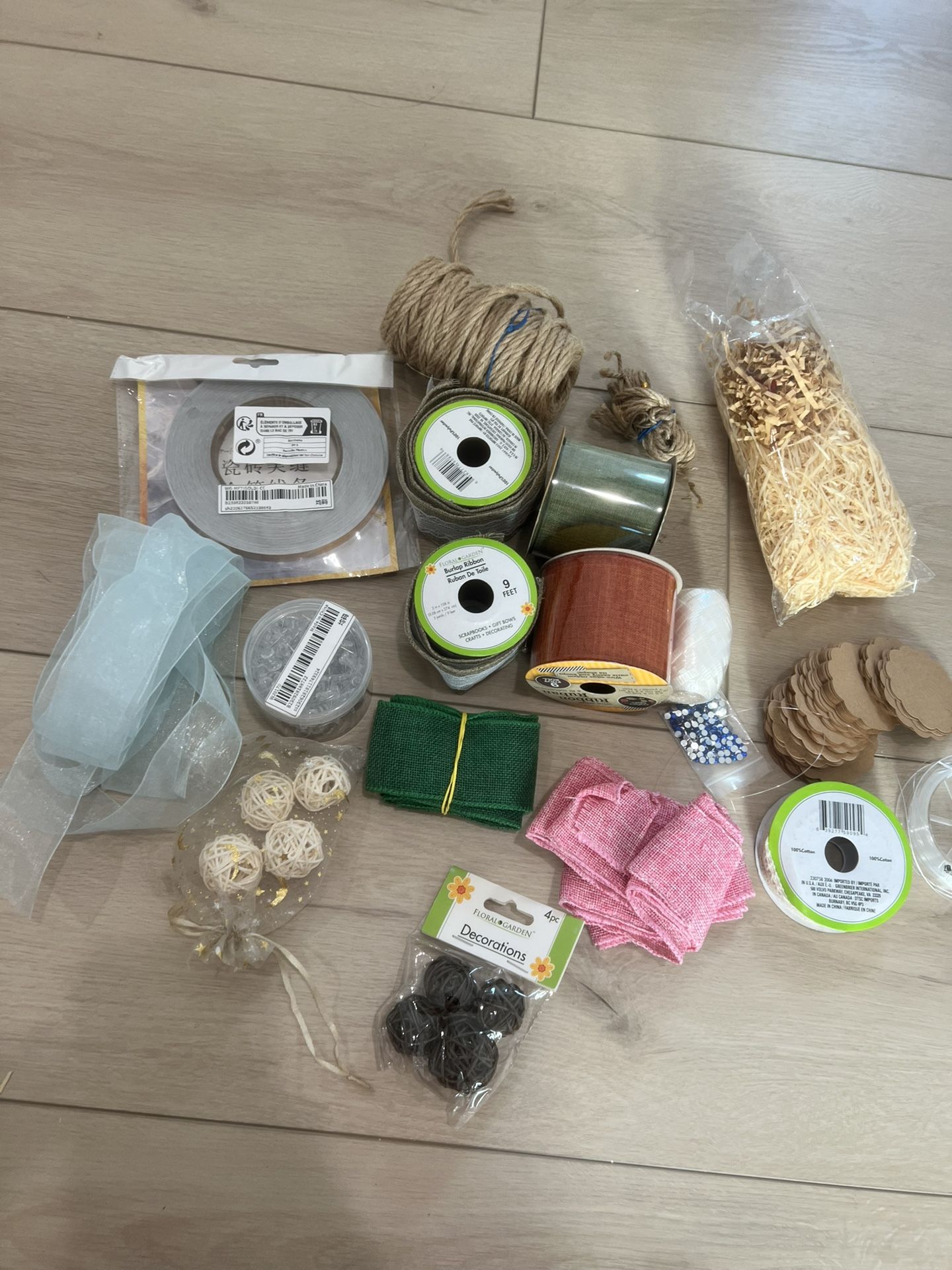 Gift Wrapping & Craft Supply Bundle