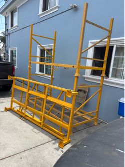 Forklift Collapsible tire racks