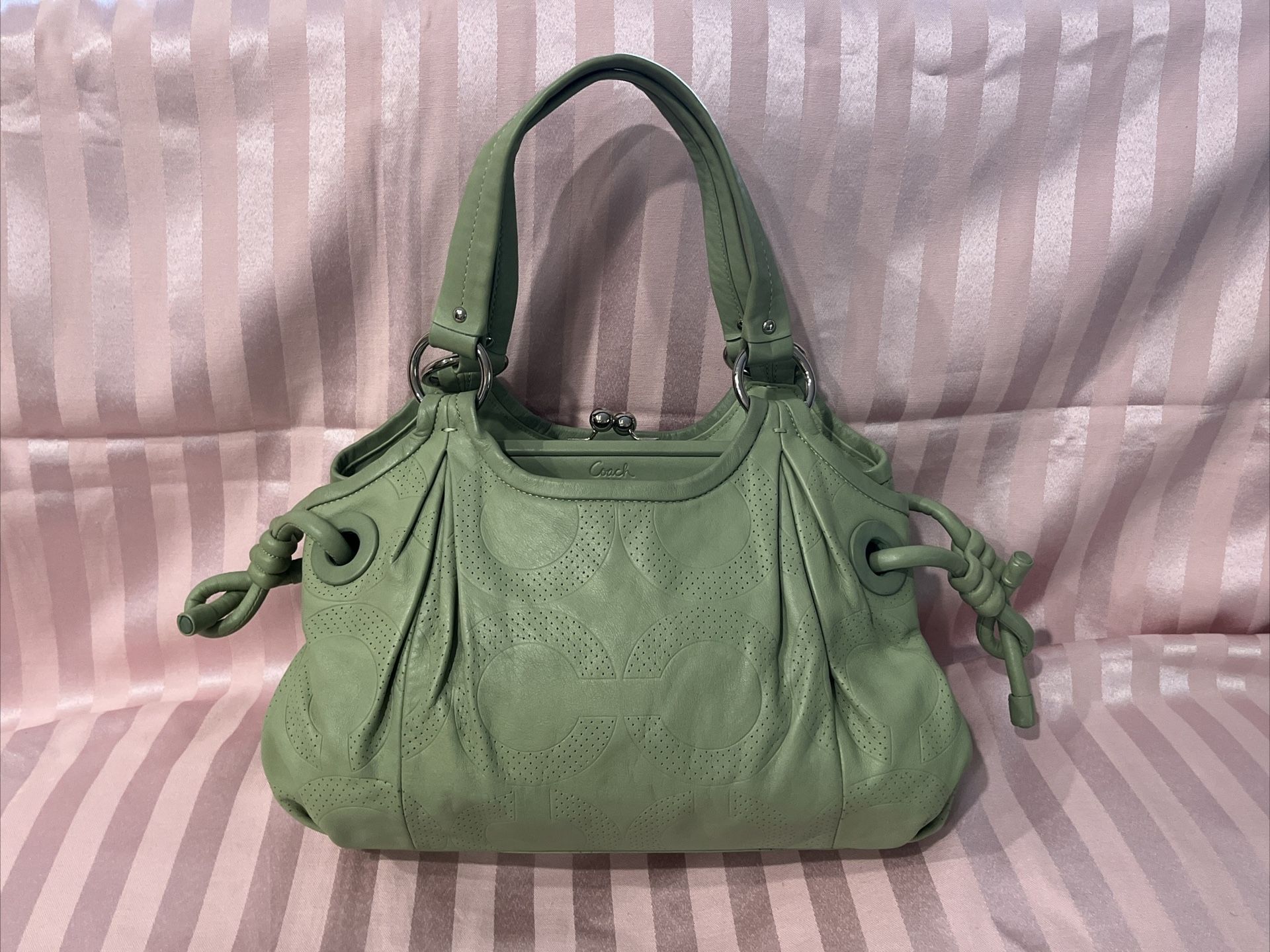 Coach Green Parker Perforated Op Art C Kisslock Purse