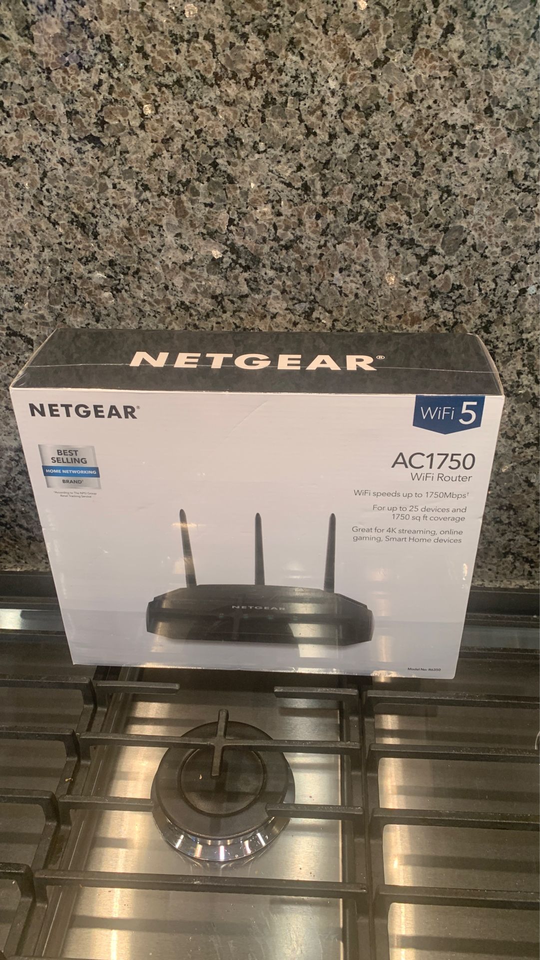 NEW Netgear AC1750 R6350-100NAS WIFI ROUTER