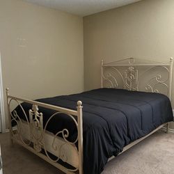 Queen Size Heavy Metal Bed Frame
