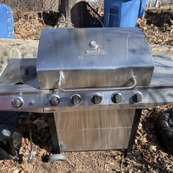 Grill For Sale 
