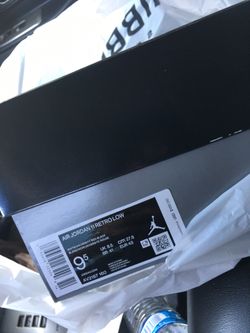 9.5 let me know $300 in hand!