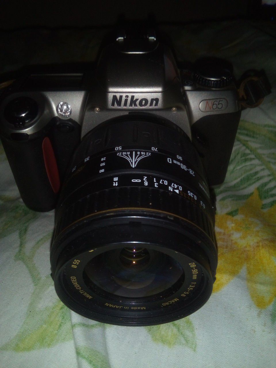 Nikon N65 Camera, perfect for studying photography