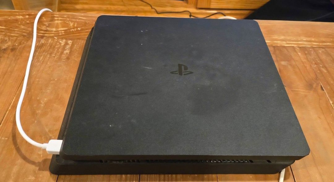 PS4