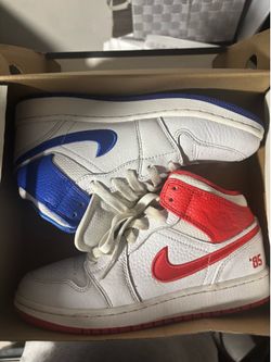 Size 5y Air Jordan low grades (GS)
