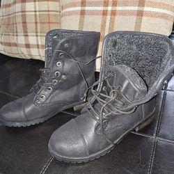 Fuzzy Warm Style Boots