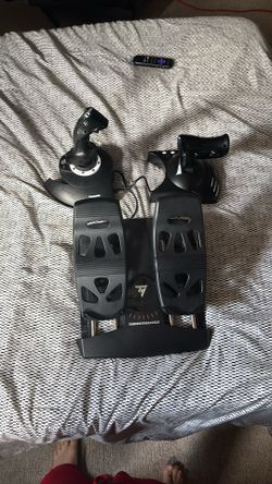Thrust master PC/Xbox Flight Controls