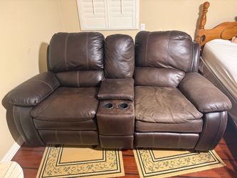 Dual Recliner Loveseat – Brown