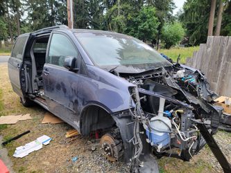 Toyota Sienna 2006 Parts