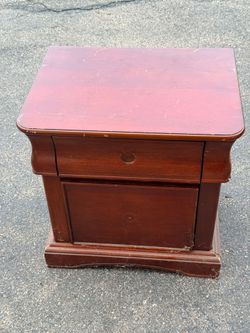 Stratton nightstand