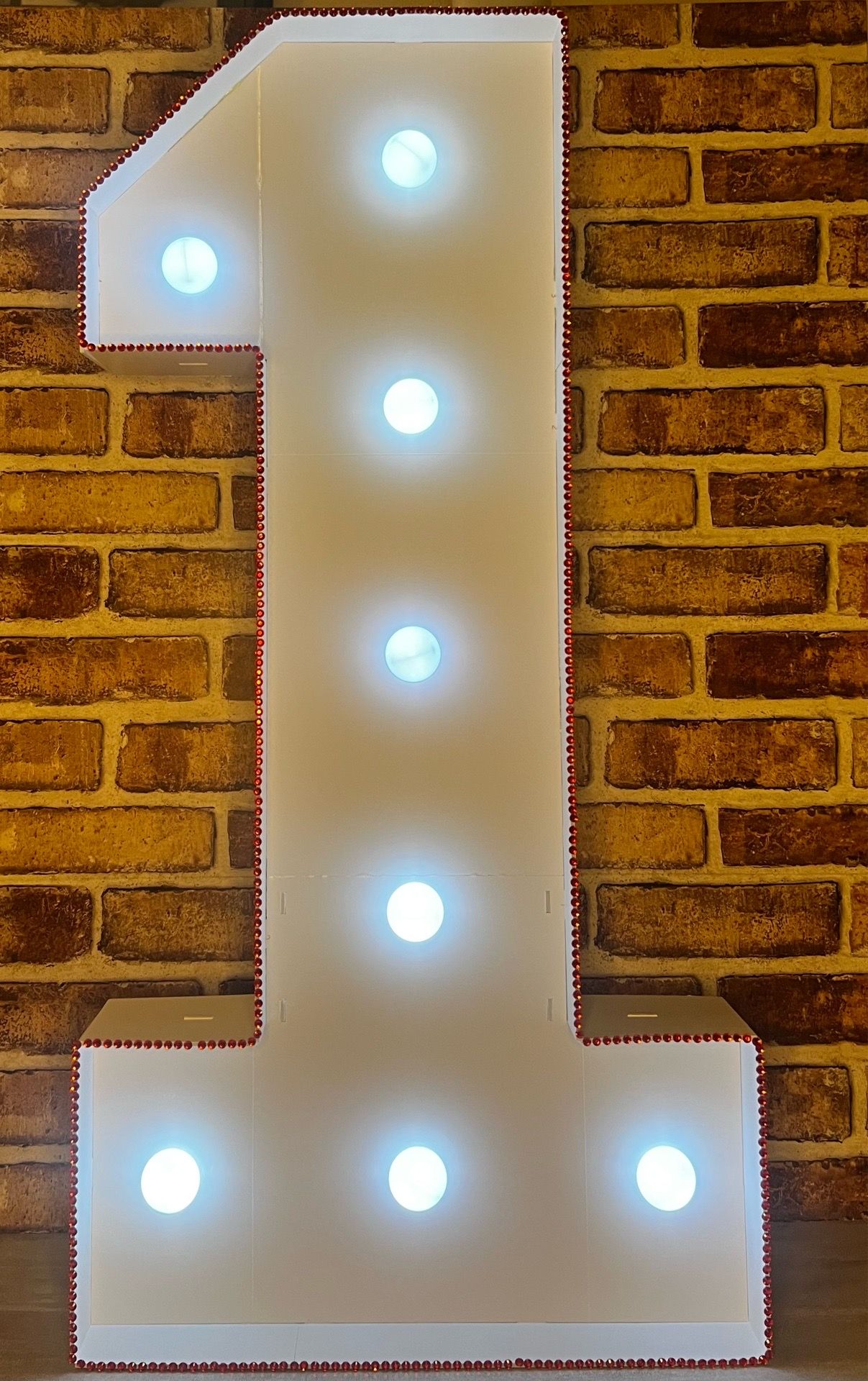 MARQUEE number 1 with lights