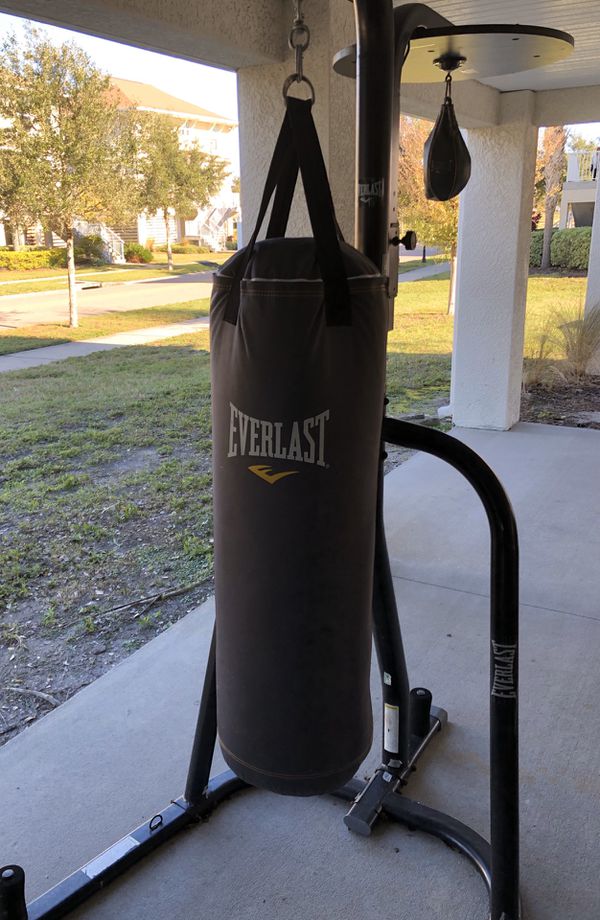 Everlast Heavy Bag/Speed Bag Dual Stand for Sale in Tampa, FL - OfferUp