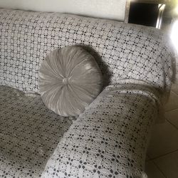 Long tablet crochet no cushion included