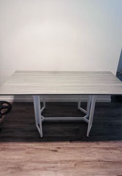 Gray Dining Table w/white legs