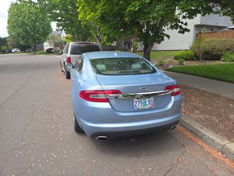 2010 Jaguar XF