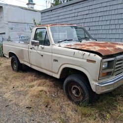 1986 Ford E-150