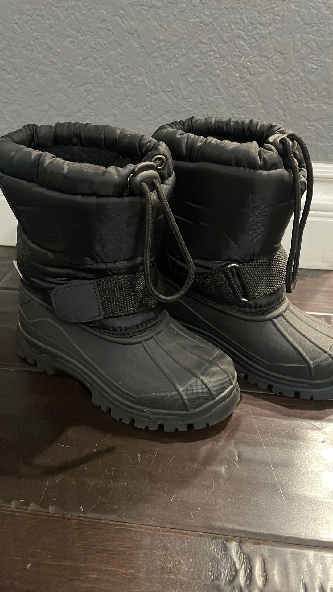 Little Kids Black Snow Boots, Size 12