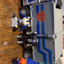 Transformer Nerf Truck & Gun & Action Figures 