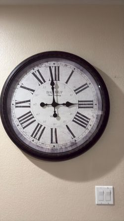 Wall clock