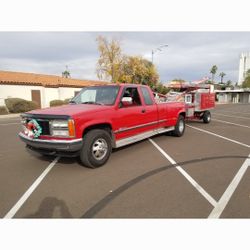 92 GMC Dually One Ton With Trailer Without Tools And Ladders / Supplies.  $7000 Rebuit Engine/ Transmission Runs Like A Dream