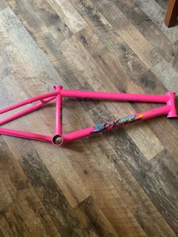 S&M Hucker frame