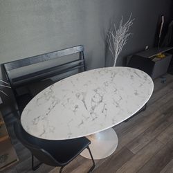 Dining Room Table 