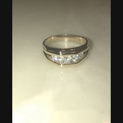 14k Solid Gold Men’s Ring 💍 With Diamonds 💎 