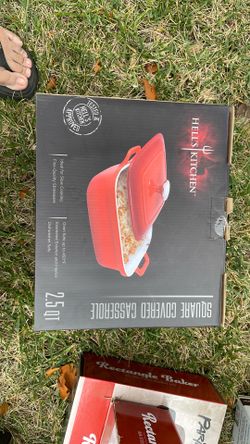 Hell’s Kitchen Square Covered Casserole 2.5qt