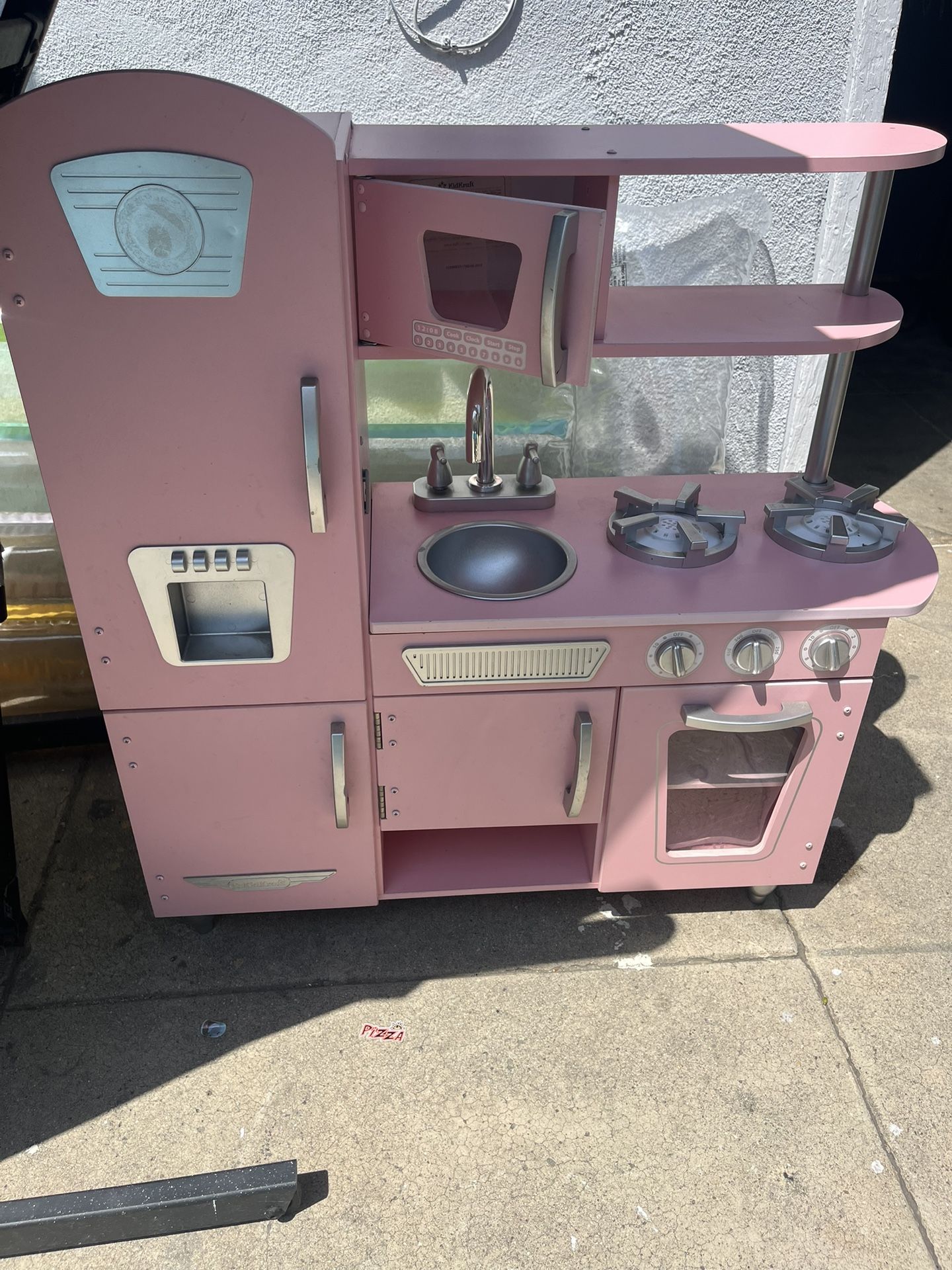 Play Kitchen