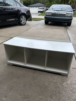 3 Cube Storage Bench