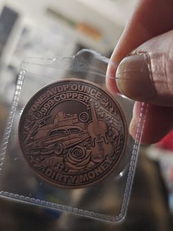 .999 1 oz copper Mobster coin
