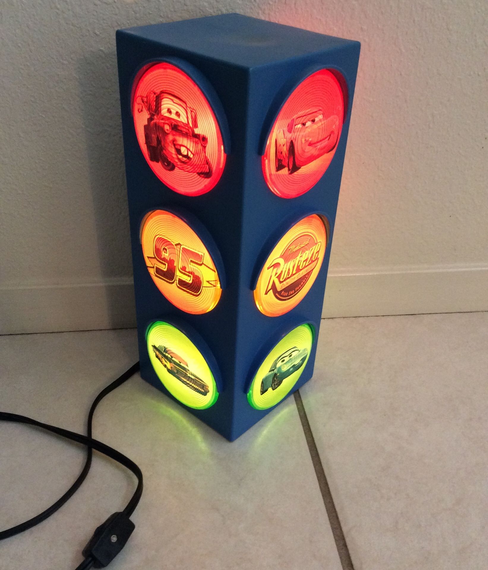 2007 Disney Pixar Cars Traffic Light. 12”Tall