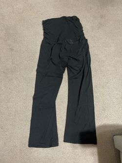 Maternity clothes