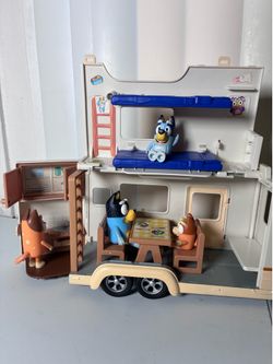 Bluely camp truck