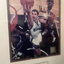 Peja Autograph 