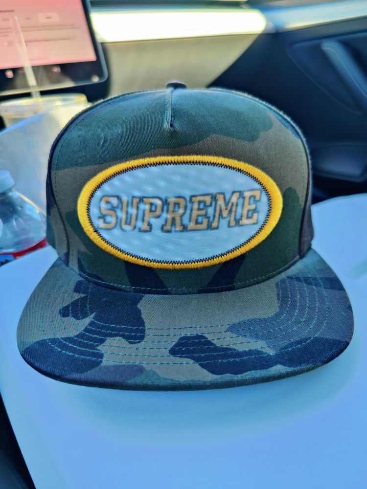 Supreme Hat