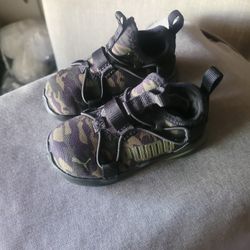 Boys Toddlers Shoes Camo Print. OBO