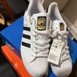Adidas  Brand new Superstar 