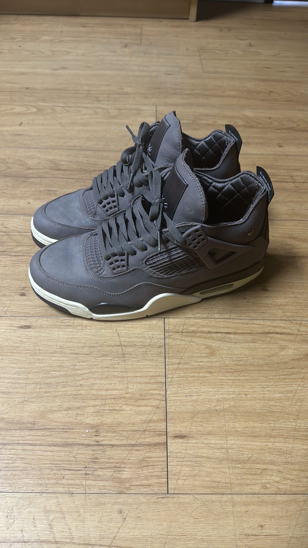 Jordan 4 A Ma Maniere Violet Ore