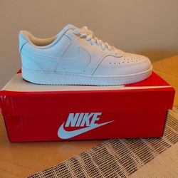 Nike Court Vision Low Triple White