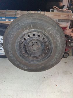 2004 Dodge Dakota P255/65R16 factory tire