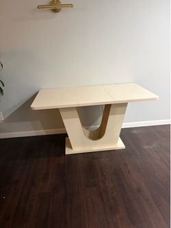 Modern dining table