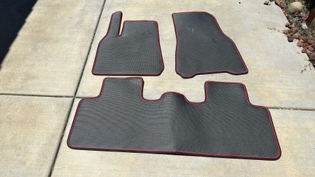 Floor mats for a 2023 Tesla model Y